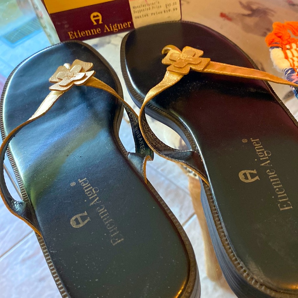 Beautiful gold top sandals